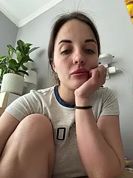 Snapshot of AmiLavs chatting on March 2026 09:59:01 AM AmiLavs online show from March 2026 09:59:01 AM