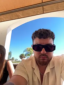 Snapshot of MrAndMrsSavage chatting on April 2026 01:05:02 PM MrAndMrsSavage online show from April 2026 01:05:02 PM