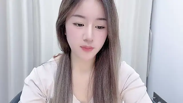 chloe-01 online show from December 2024 12:16:02 PM