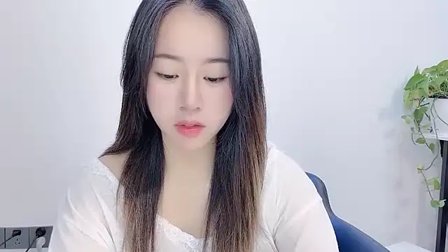 chloe-01 online show from February 2026 04:40:02 AM