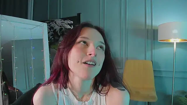 J Hunter  online show from December 2024 01:00:01 PM