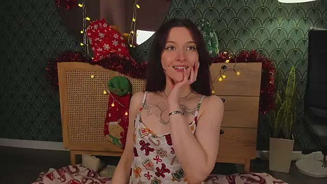 J Hunter  online show from December 2024 01:39:02 PM