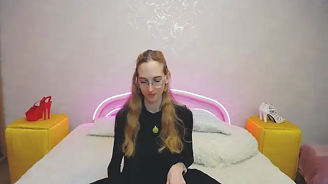 KlaryBrait online show from January 2025 06:33:01 AM