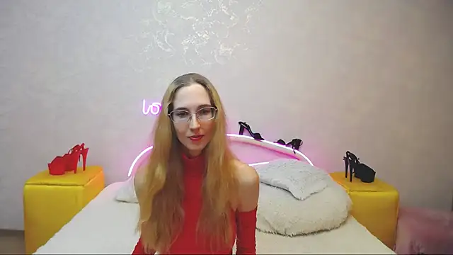 KlaryBrait online show from March 2025 01:17:01 PM