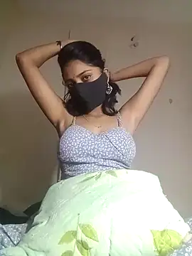 HotKhushi13 online show from December 2024 06:39:02 PM