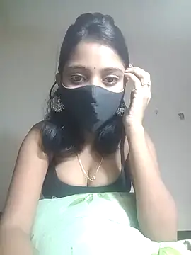 HotKhushi13 online show from December 2024 07:11:02 PM