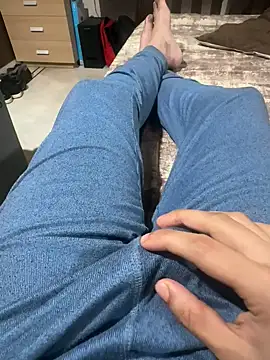 Snapshot of sonug0912 chatting on January 2025 01:31:02 AM sonug0912 online show from January 2025 01:31:02 AM