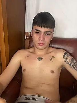 Snapshot of corey_tylerr chatting on January 2025 07:37:01 PM corey tylerr online show from January 2025 07:37:01 PM