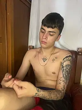 Snapshot of corey_tylerr chatting on January 2025 08:25:01 PM corey tylerr online show from January 2025 08:25:01 PM