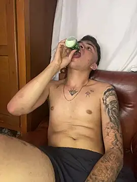 Snapshot of corey_tylerr chatting on March 2025 06:23:01 PM corey tylerr online show from March 2025 06:23:01 PM