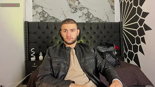 MaximusDick1  online show from May 2026 12:21:01 PM