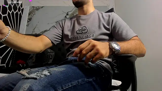 MaximusDick1  online show from June 2026 12:48:01 PM