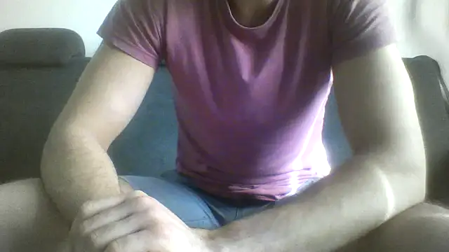 Molly 97 online show from February 2025 12:05:02 PM