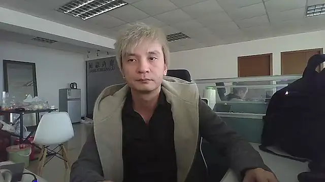 Snapshot of clisssx chatting on December 2024 09:00:01 AM clisssx online show from December 2024 09:00:01 AM