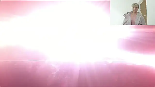 Snapshot of clisssx chatting on December 2024 11:32:02 AM clisssx online show from December 2024 11:32:02 AM