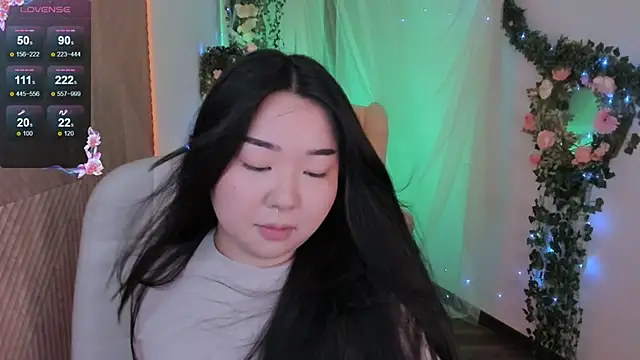 mei honey  online show from January 2025 05:24:02 AM