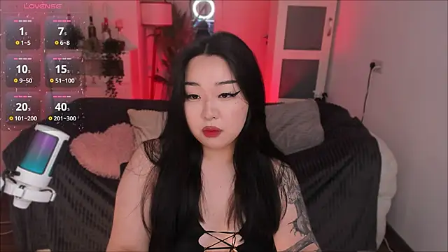 mei honey  online show from September 2025 09:59:02 PM