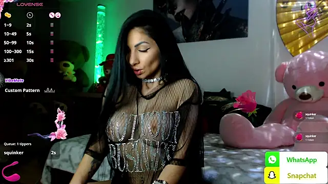 EvelynAisha online show from January 2025 04:46:01 PM