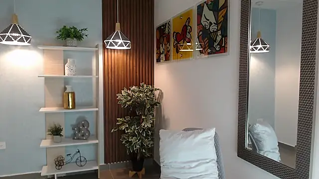 Dalila Sky online show from February 2026 06:02:01 PM