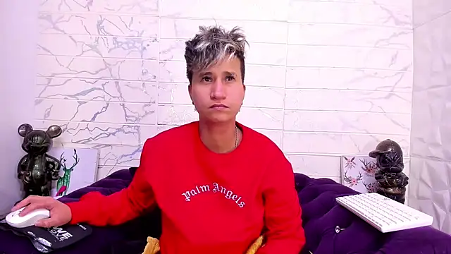 Im Milan Rs online show from February 2025 07:26:01 AM