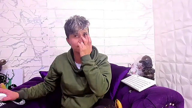 Im Milan Rs online show from February 2025 07:07:02 AM