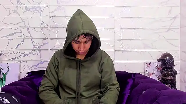 Im Milan Rs online show from February 2025 12:22:02 AM