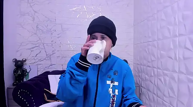 Im Milan Rs online show from February 2025 12:17:02 AM