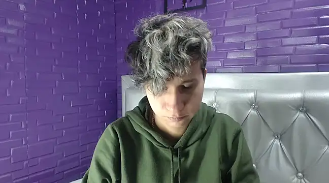 Im Milan Rs online show from March 2025 01:54:01 AM