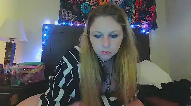 Wonder Lust27 online show from March 2025 09:02:02 AM