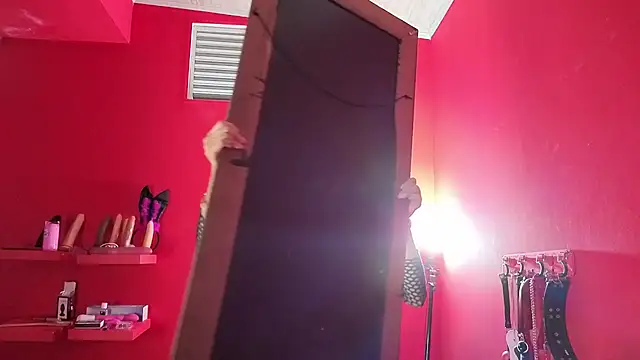 Snapshot of Ambar_Roux_ chatting on March 2026 01:29:02 PM Ambar Roux online show from March 2026 01:29:02 PM