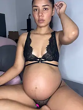  Luana online show from January 2026 01:42:01 AM