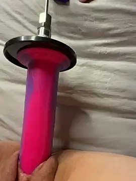 luisa1 online show from March 2025 10:56:01 PM