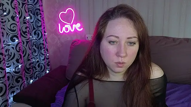 Snapshot of KellyCrystall chatting on March 2026 02:17:02 AM KellyCrystall online show from March 2026 02:17:02 AM