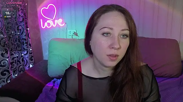 Snapshot of KellyCrystall chatting on March 2026 02:22:02 AM KellyCrystall online show from March 2026 02:22:02 AM