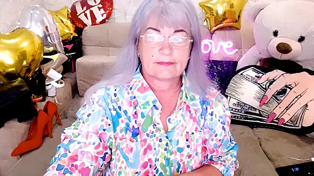 SiberiabBerry online show from June 2026 11:05:01 PM