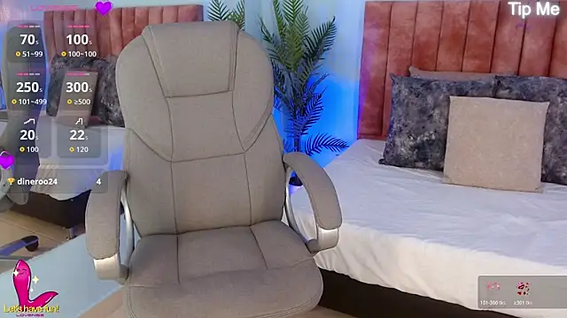 Snapshot of violeta_leon chatting on March 2026 03:00:02 AM violeta leon online show from March 2026 03:00:02 AM