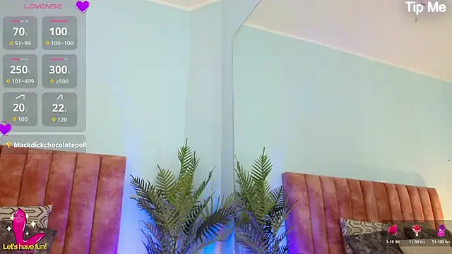 Snapshot of violeta_leon chatting on March 2026 03:00:02 AM violeta leon online show from March 2026 03:00:02 AM