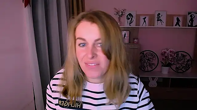 Hot Milady online show from December 2024 08:09:02 AM