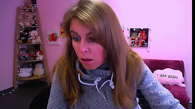 Hot Milady online show from February 2026 07:35:01 AM