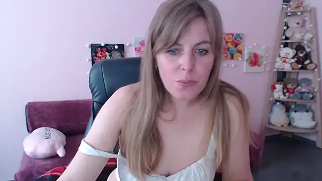 Hot Milady online show from May 2026 08:08:02 AM