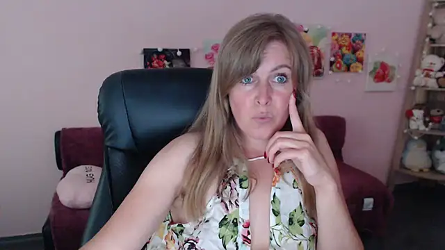 Hot Milady online show from June 2026 07:41:02 AM