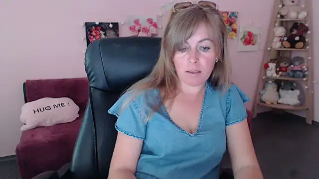 Hot Milady online show from June 2026 07:46:02 AM