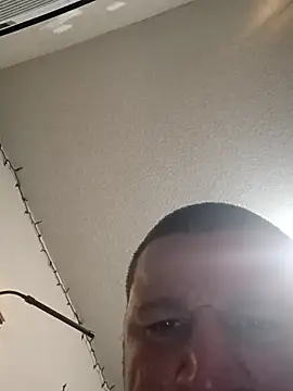 cockplay85 online show from June 2026 04:05:02 PM
