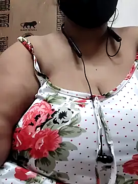 zeepe19 online show from May 2026 05:43:01 PM