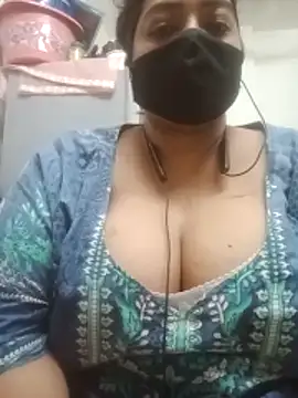 zeepe19 online show from May 2026 11:53:01 AM
