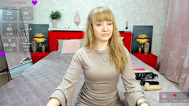 KattyPeachX online show from November 2025 01:11:01 AM