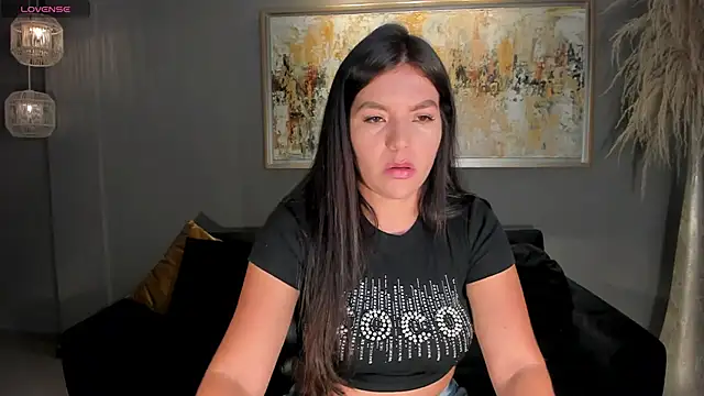 ValeriaRoldanX online show from May 2026 12:01:02 PM