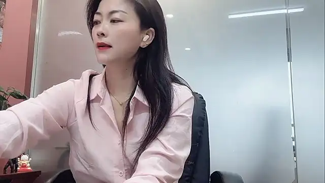 Snapshot of QianF-666 chatting on March 2026 03:22:02 AM QianF-666 online show from March 2026 03:22:02 AM