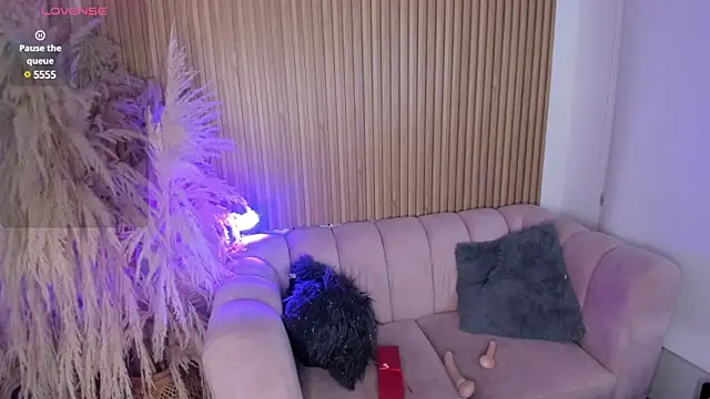 Snapshot of Hannie_ws chatting on January 2025 12:42:01 AM Hannie ws online show from January 2025 12:42:01 AM