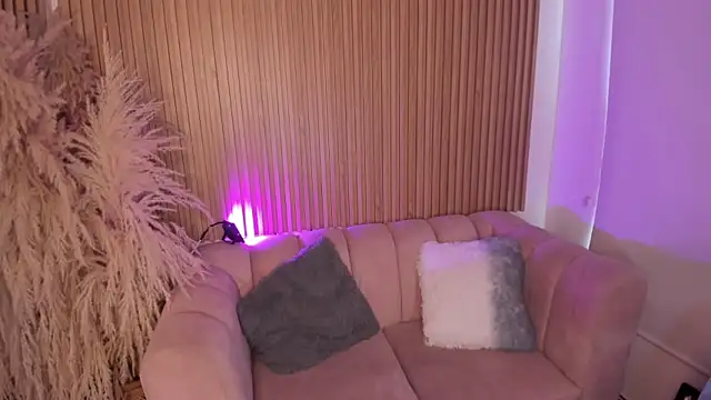 Snapshot of Hannie_ws chatting on January 2025 01:21:02 PM Hannie ws online show from January 2025 01:21:02 PM